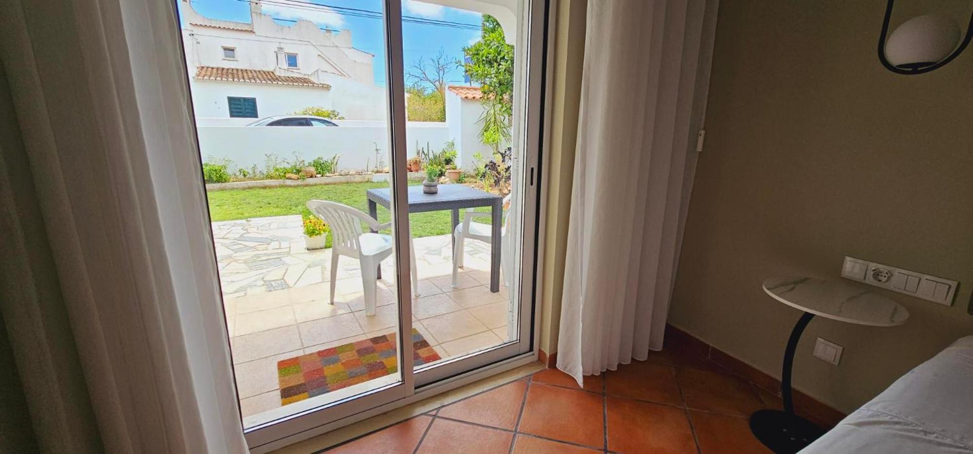 Lemon Tree Relaxing Guesthouse Lagos Exterior photo