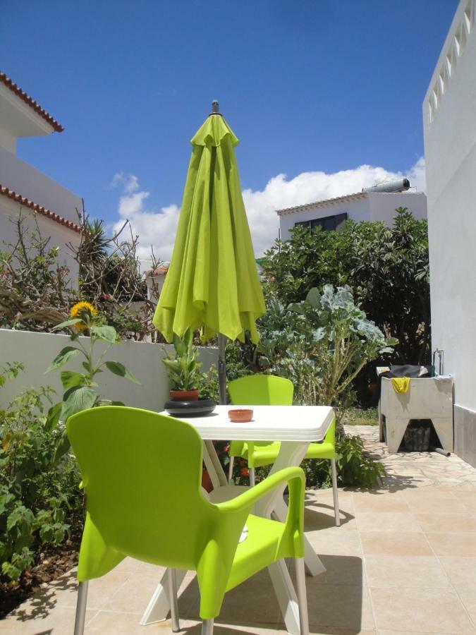 Lemon Tree Relaxing Guesthouse Lagos Exterior photo